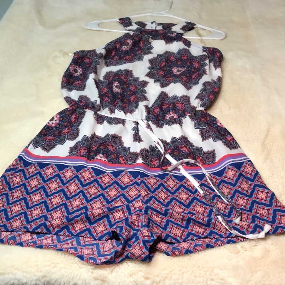 Romper - Picture 3 of 5